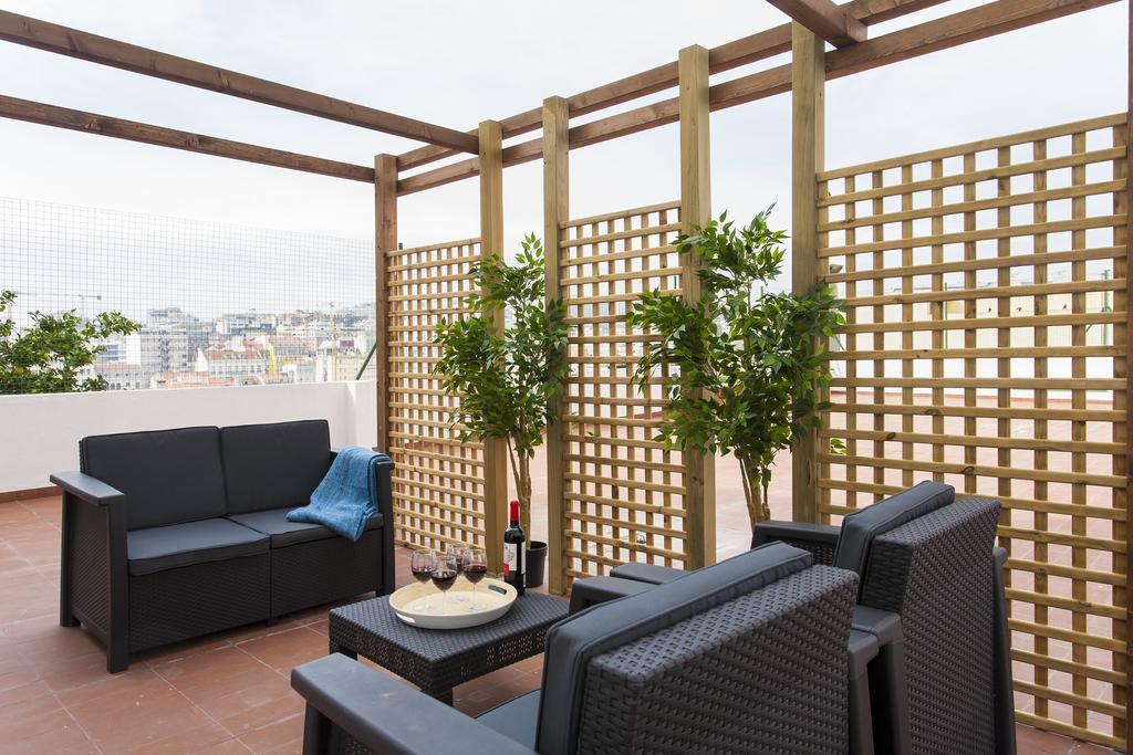 Joivy Superb 1-Bed Apt With Workspace And Terrace, Close To Avenida Da Liberdade Lisboa Eksteriør bilde